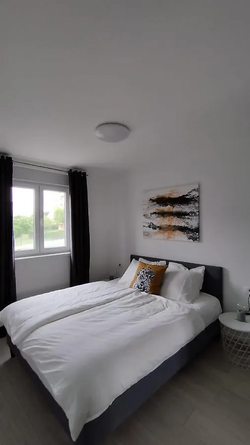 Apartman Karlo Apartamento Pula